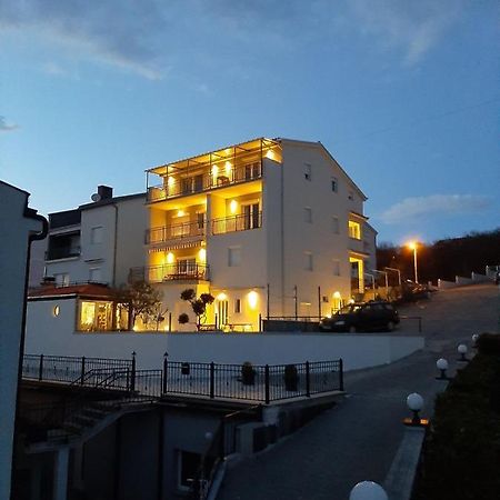 Apartment Matosic Crikvenica Buitenkant foto