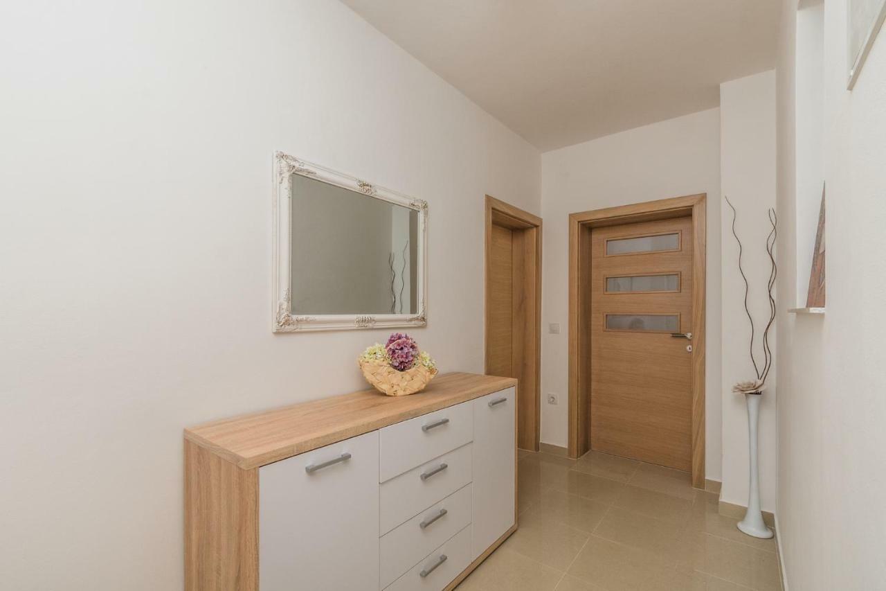 Apartment Matosic Crikvenica Buitenkant foto